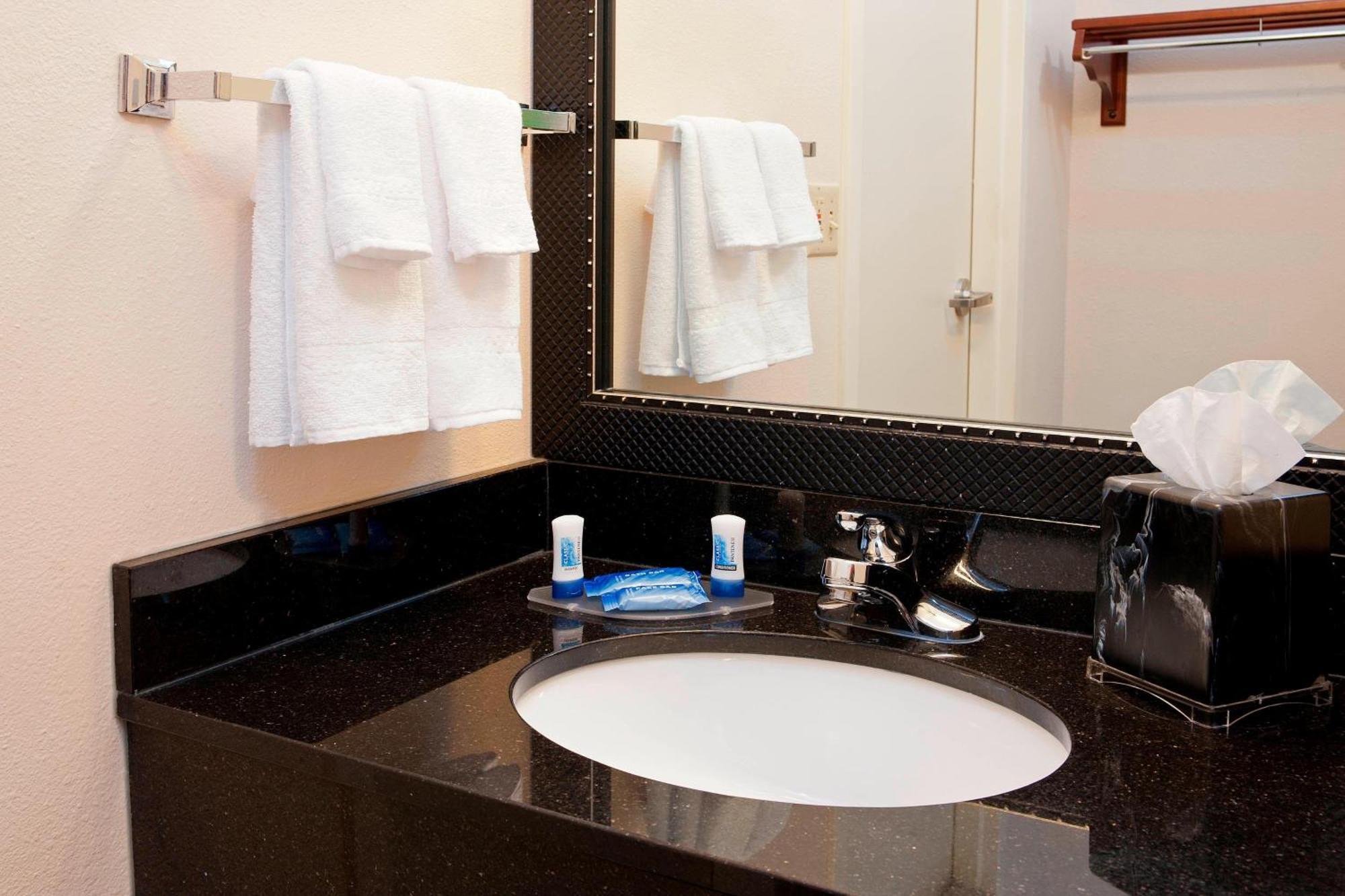 Fairfield Inn & Suites By Marriott Bloomington Eksteriør billede